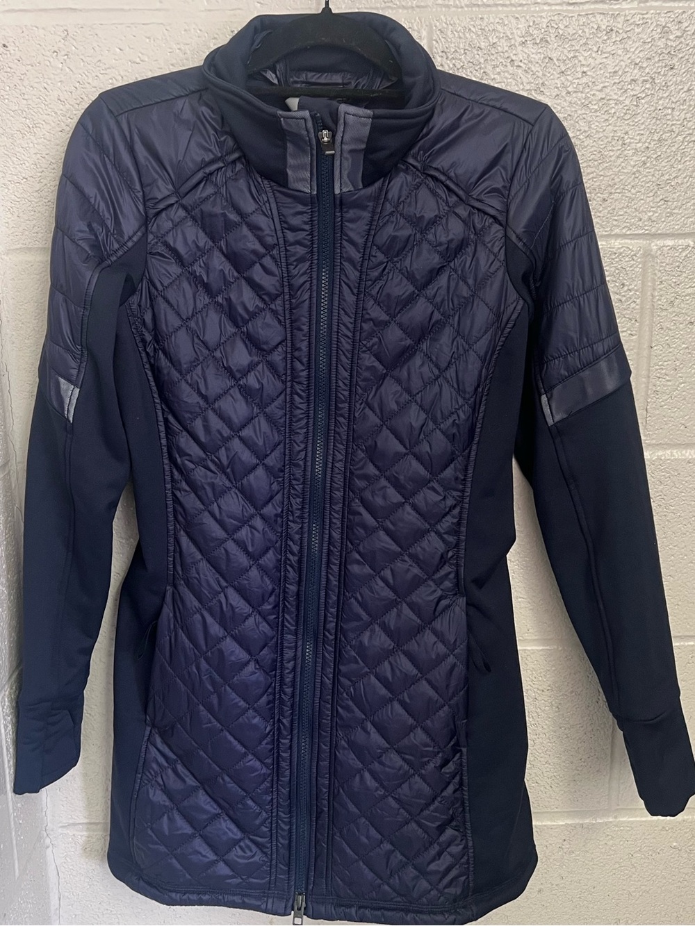 Athleta Navy Quilted Hybrid Puffer Jacket